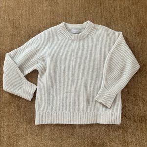 Everlane relaxed fit alpaca sweater size M